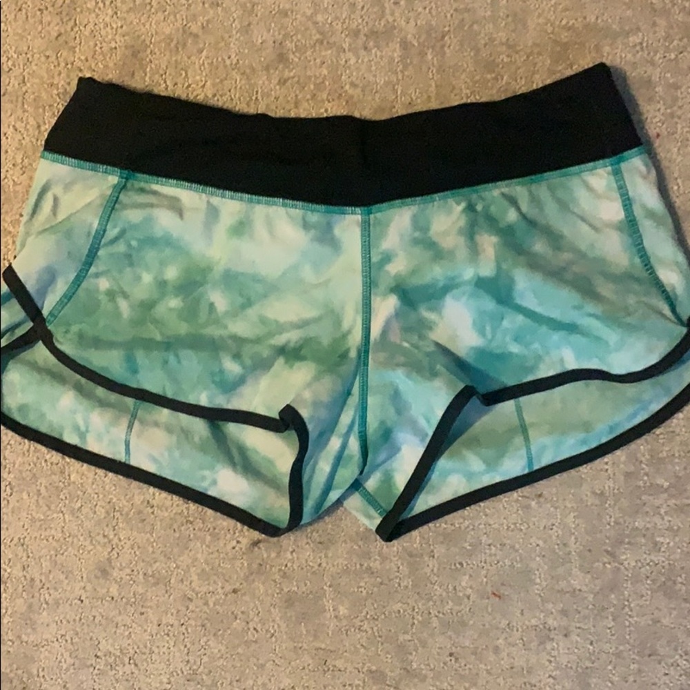 Lulu lemon speed-up shorts